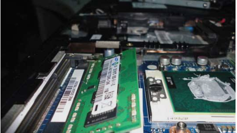 電腦花屏 電腦花屏