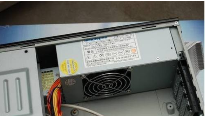 電腦開機沒反應 電腦開機沒反應