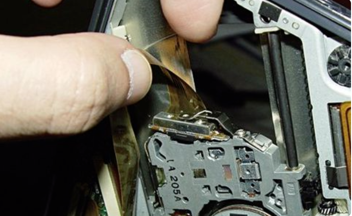 電腦光驅無法讀盤