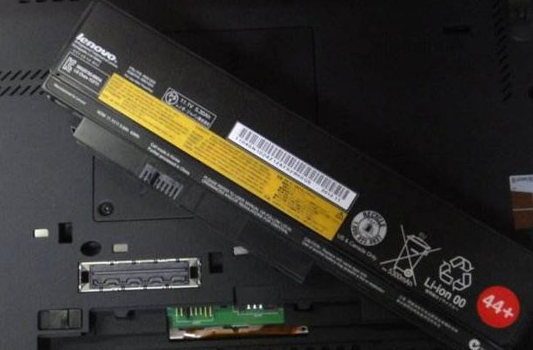 筆記本電腦怎么用電池