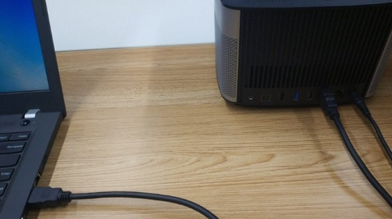 電腦連接投影儀