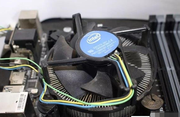 電腦組裝教程圖解