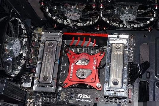 水冷電腦組裝教程