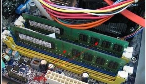 電腦開機顯示器黑屏