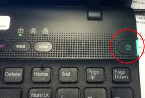 筆記本電腦黑屏