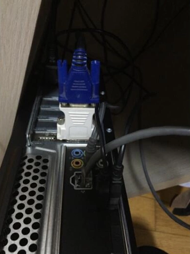 顯示器不亮 顯示器不亮