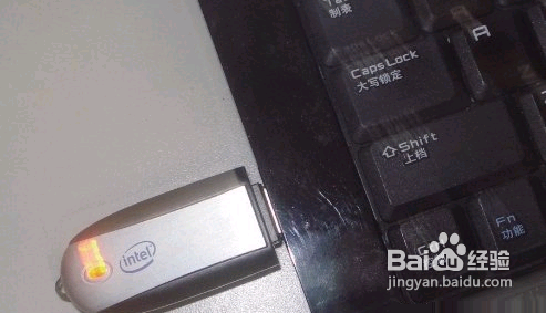 怎么用u盤重裝系統